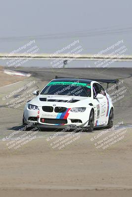 media/Nov-10-2024-GTA Finals Buttonwillow (Sun) [[9486b6e4c5]]/Group 3/Session 2 (Grapevine Exit)/